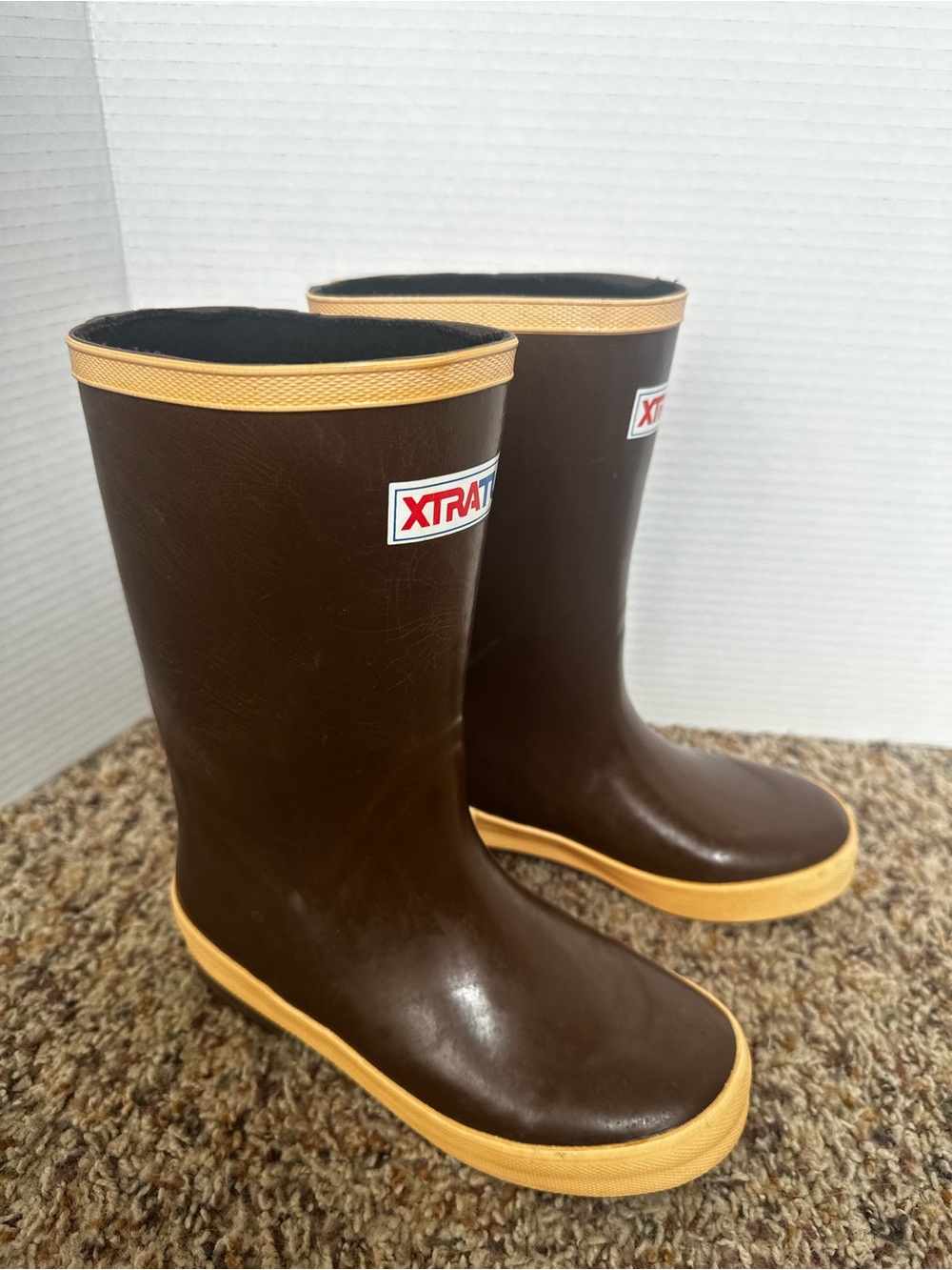 XTRATUF Kids Brown Rubber Rain Boots with Tan Trim